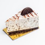 OREO CAKE SLICE